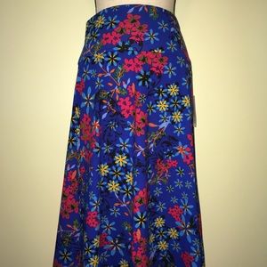Azure LuLaroe Skirt 2x